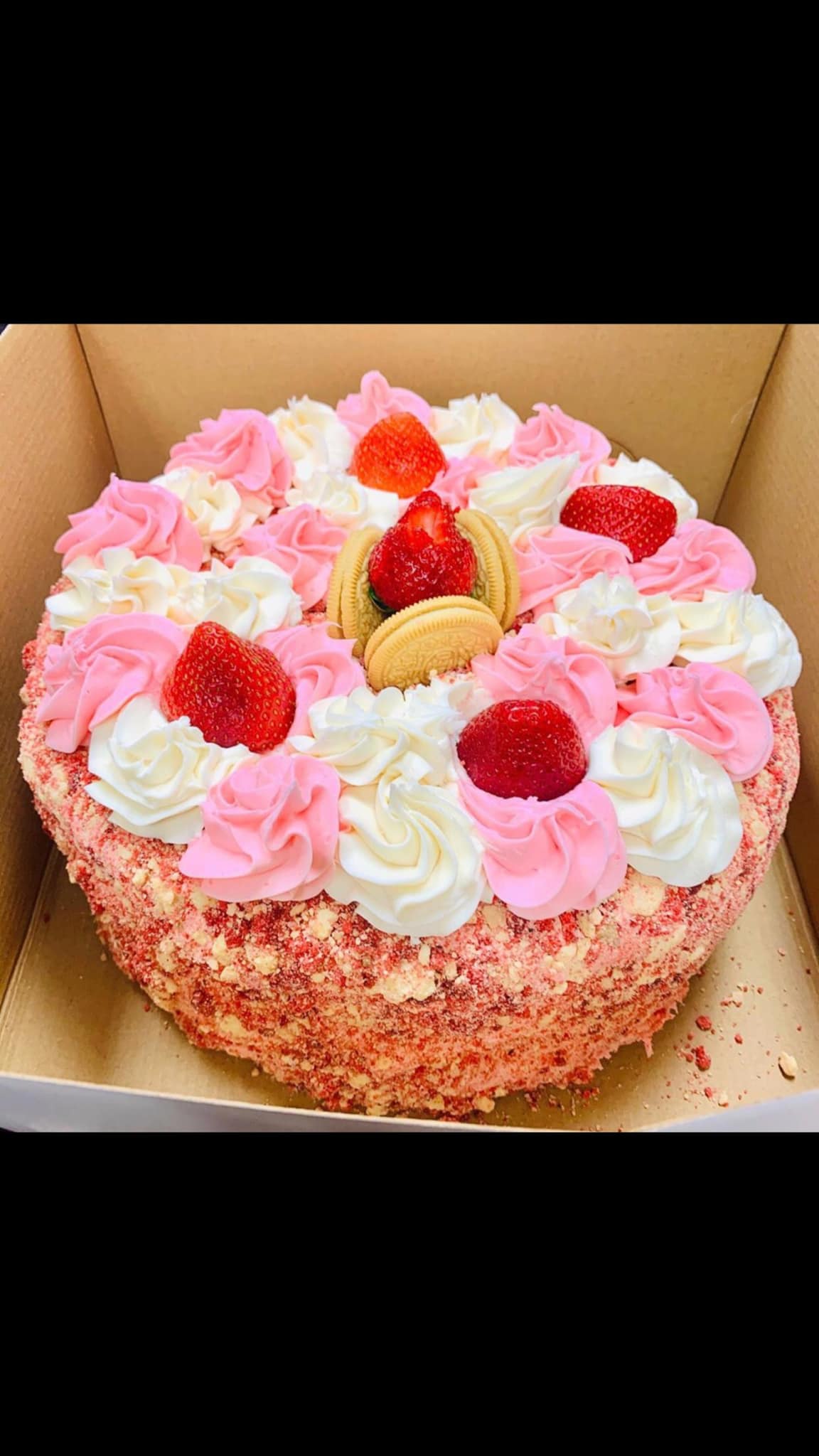 Strawberry Crunch Cake - Chef Dees Creations